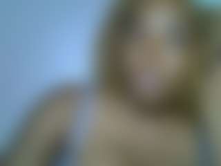 Live cam show with Lady Noire - Pegging on slutload