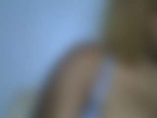 Live cam show with Lady Noire - Pegging on CamSodaAdn