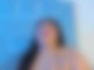 Live cam show with Bellotaht - Living Room on thefappeningchat.com