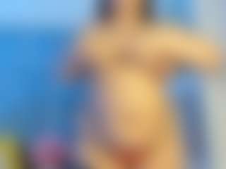 Live cam show with Bellotaht - Cum In Pussy on Camiplay Live
