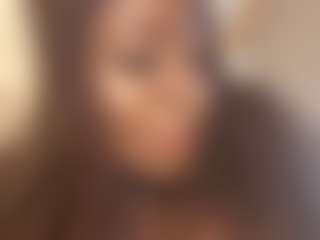 hennybabii22's Live Sex Cam Show