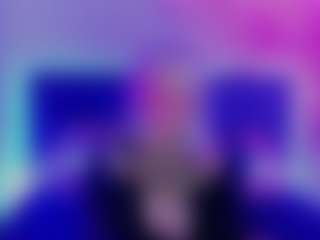 Live cam show with JoannLowe - Normal on Camsoda