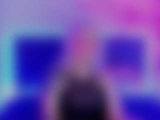Live cam show with JoannLowe - Normal on Camsoda
