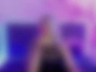 Live cam show with JoannLowe - Normal on Cam Slut