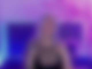 Live cam show with JoannLowe - Cute on Camsoda