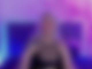 Live cam show with JoannLowe - Average on Camsoda