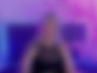 Live cam show with JoannLowe - Striptease on CamClone