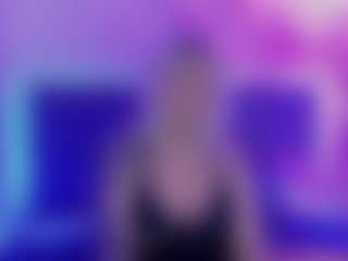 Live cam show with JoannLowe - Bald on camtv