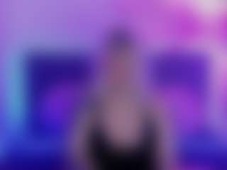Live cam show with JoannLowe - Nipple Piercings on CamwithHer