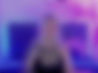 Live cam show with JoannLowe - Bald on Dare Cams