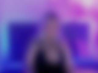 Live cam show with JoannLowe - Control on Camsoda