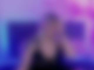 Live cam show with JoannLowe - Cute on CSO-WL