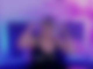 Live cam show with JoannLowe - Bald on SinfulBabes