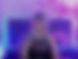Live cam show with JoannLowe - Average on Camsoda Late Night