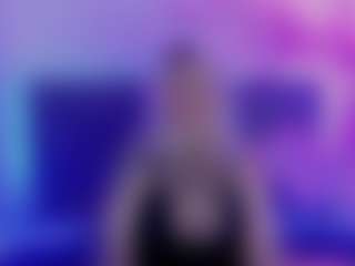 Live cam show with JoannLowe - Bald on Camming Site