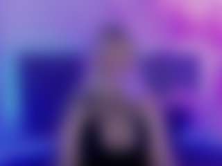 Live cam show with JoannLowe - Bald on Uber Horny