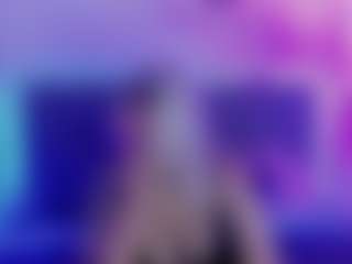 Live cam show with JoannLowe - Cute on Camsoda