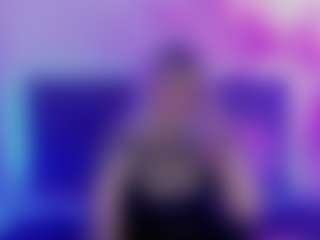 Live cam show with JoannLowe - Flashing on Camsoda