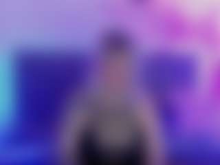 Live cam show with JoannLowe - Cute on Taboo Cams XXX