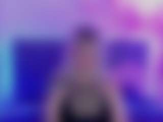 Live cam show with JoannLowe - College on AdultVida.com