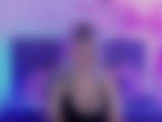 Live cam show with JoannLowe - Bald on Camsoda