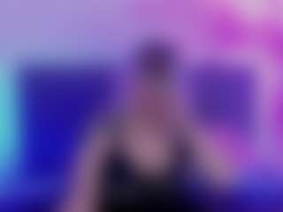 Live cam show with JoannLowe - Bald on Camsoda Late Night