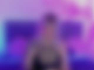 Live cam show with JoannLowe - Cute on Camsoda