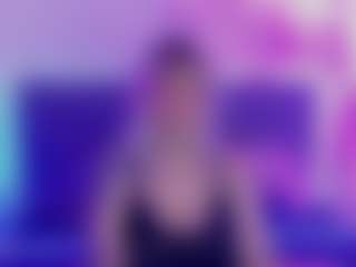 Live cam show with JoannLowe - Bald on Gym Cam Girls