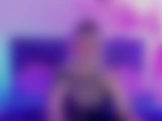 Live cam show with JoannLowe - Bald on CamClone