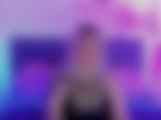 Live cam show with JoannLowe - Bald on Livezox