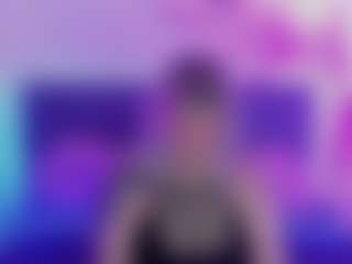 Live cam show with JoannLowe - Nipple Piercings on friskycurves.com