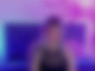 Live cam show with JoannLowe - Bald on livesuperchat.net