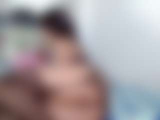 kristalkisslove21's Live Sex Cam Show