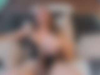 shannel-queen's Live Sex Cam Show
