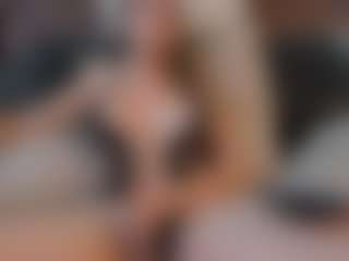 shannel-queen's Live Sex Cam Show
