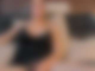 shannel-queen's Live Sex Cam Show