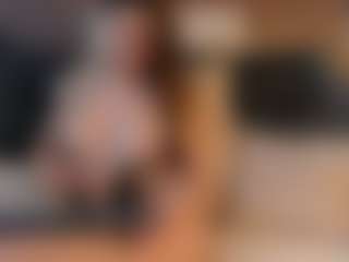 Live cam show with shannel-queen - Latina on Camsoda | colombia