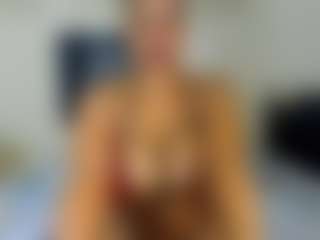 Live cam show with RiyaPolo - Kinky on Chatstar