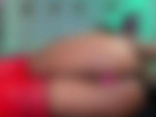 Live cam show with colombian-squirt - Living Room on Big Tits