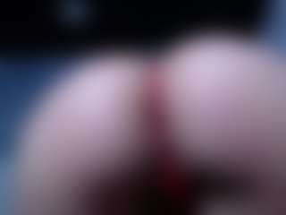 CherryLips's Live Sex Cam Show