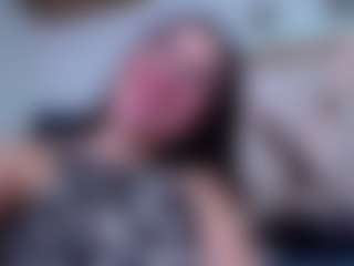 Live cam show with CherryLips - Emo on intimatelivegirls.com
