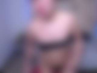 CherryLips's Live Sex Cam Show