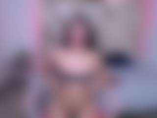 CherryLips's Live Sex Cam Show