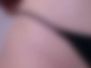 CherryLips's Live Sex Cam Show
