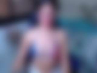 CherryLips's Live Sex Cam Show