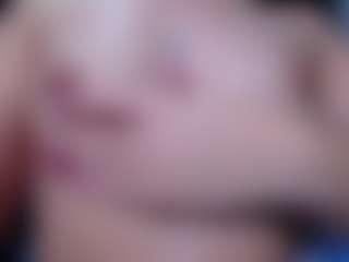 CherryLips's Live Sex Cam Show