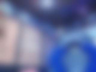 Live cam show with CherryLips - Twerk on boobsie.com