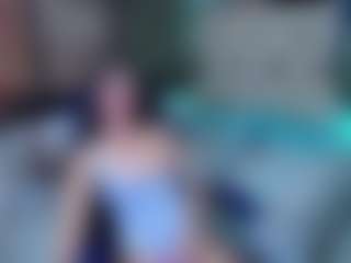 Live cam show with CherryLips - Skinny on sexylivex.com