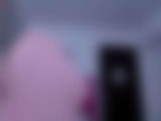 Live cam show with CherryLips - Goth on Mixed Magazine Live