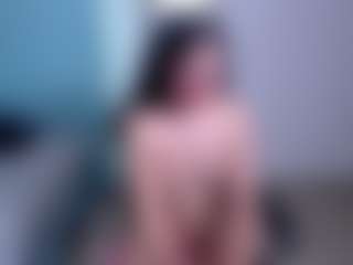 Live cam show with CherryLips - Garter on Milfs Live
